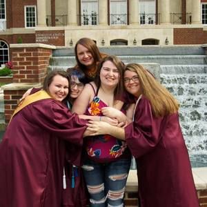 Meet your Posher, Casey